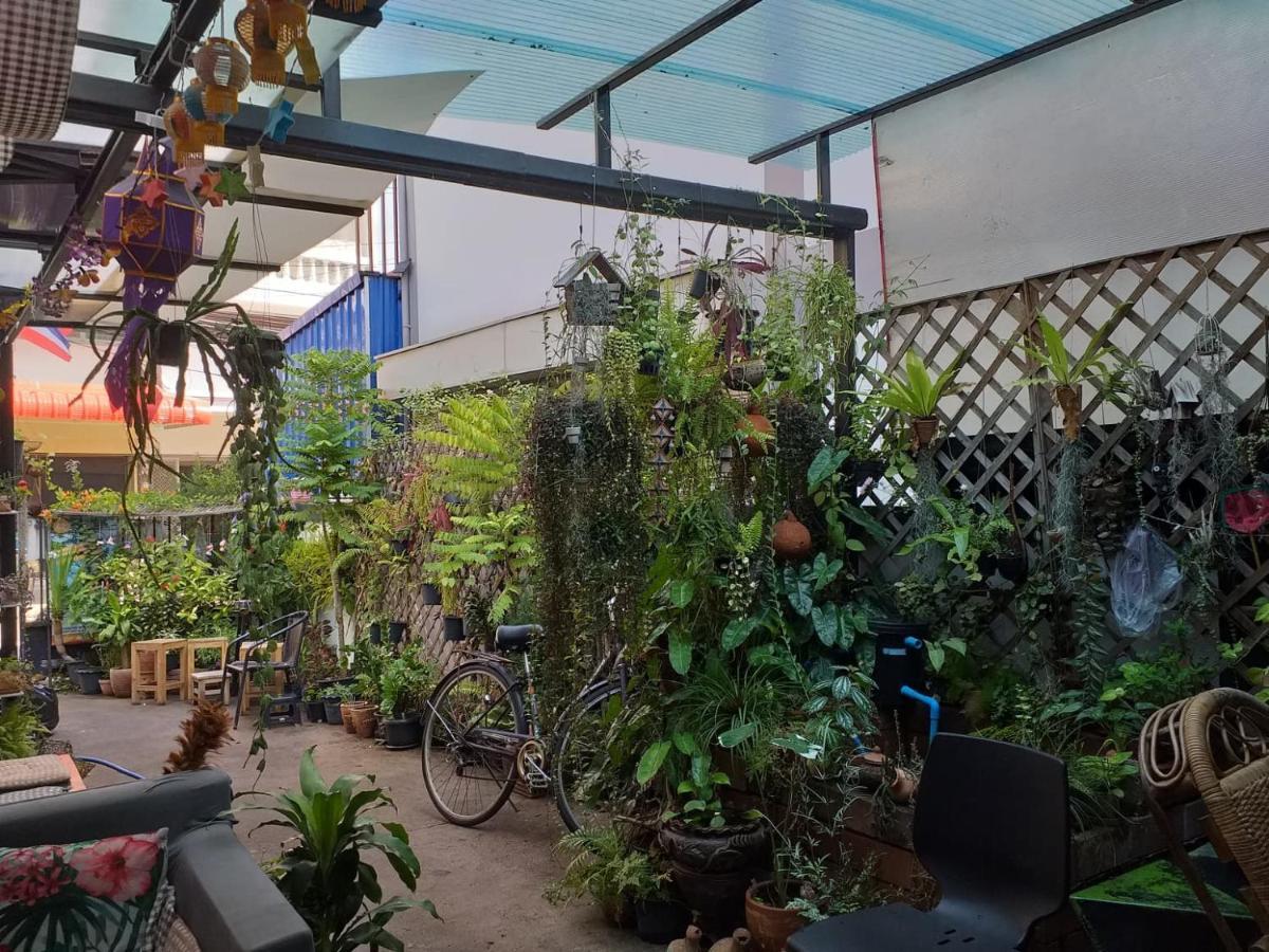 Lantern House Chiang Mai (Adults Only) Hostel Exterior foto